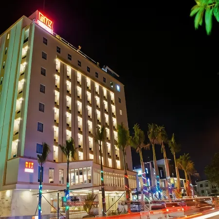 Biz Hotel Batam