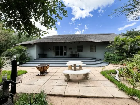 24 Degrees South Country Estate