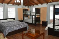 Quinta Napoleon Elegance and Confort Hotels near Z B