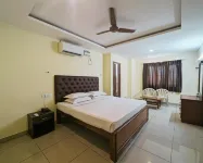 Hotel Prakash Residency with EV Station Hotel di Tiruchirappalli