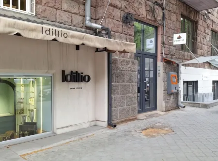 Arm Hostel Отели рядом с достопримечательностью «Дом-музей Арама Хачатуряна»