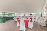 RedDoorz Premium @ Griya Inkoppabri Cisarua Puncak - servizio colazione