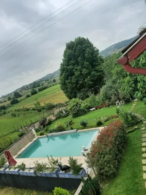 MAISON ELIZONDOA