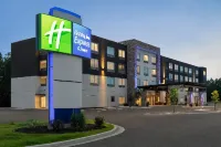 Holiday Inn Express & Suites RHINELANDER by IHG Hotels in Rhinelander