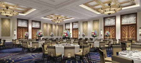 The Higgins Hotel New Orleans, Curio Collection by Hilton Отели рядом с достопримечательностью «Лонг Вью Хаус энд Гарденс»