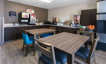 Super 8 by Wyndham Waxahachie TX