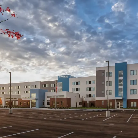 Residence Inn Columbus Airport Отели рядом с Аэропорт Порт-Колумбус