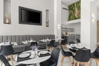 Gallery Central Piraeus Port