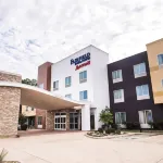 Fairfield Inn & Suites Natchitoches Immaculate Conception Catholic Church附近的飯店