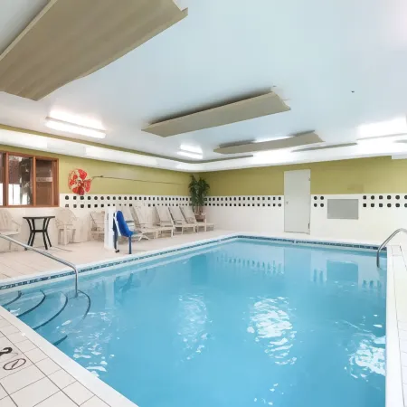 Baymont by Wyndham Gurnee