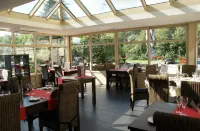 Threeland Hotel - breakfast