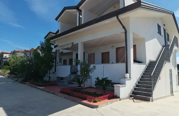 特拉馬拉戈公寓