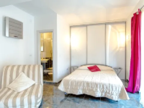 Apartments Duje Hotels in Jesenice