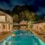 아마 스테이 & 트레일스 치쿠 빌라, 고아