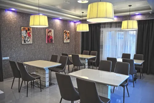 Kontinent Hotel Hotels in Surgut