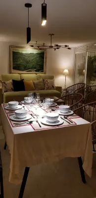 Elegant Cozy Apt. Steps from zone G โรงแรมใน