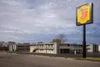 Super 8 by Wyndham Rockford South Hotels in Rockford