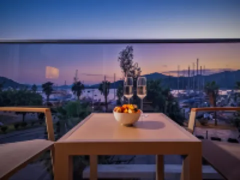 Hotel Marina Bay Göcek ギョジェクのホテル