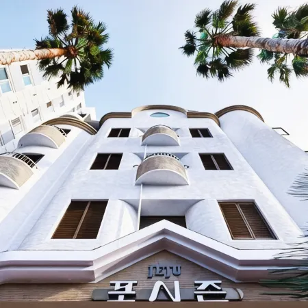 Hotel Four Seasons Отели рядом с достопримечательностью «Комплекс Sumokwongil»