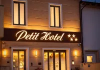 Petit Hotel