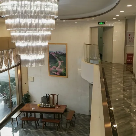 Zhangping Xingfu Hotel