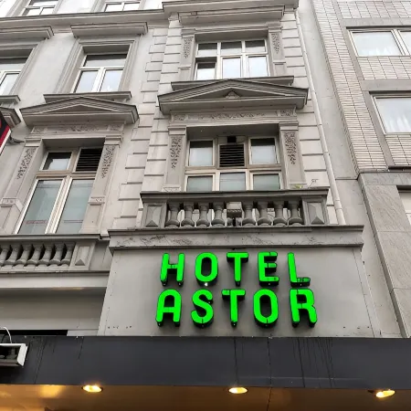 Hotel Astor