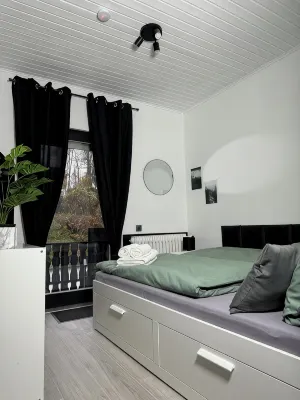Vacation home 100m2 for 6-8 pers families, pet friendly with garden/parking lot/WLAN