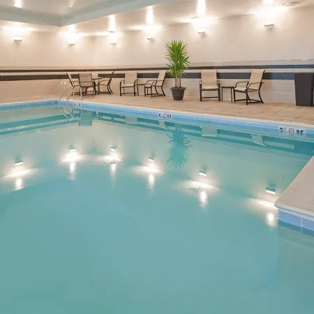 Hampton Inn & Suites Bellevue Downtown-Seattle