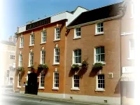 Three Queens Hotel - Park Yeri