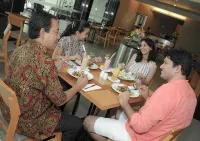 Illira Lite Praya Lombok - breakfast
