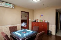 Longxiang Business Hotel