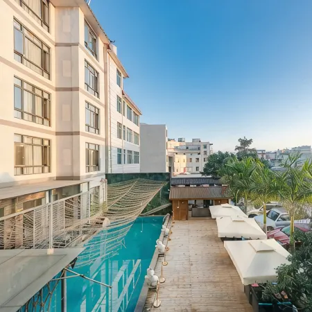 Tianhe Holiday Hotel