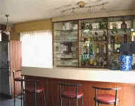 บริทโรงแรมเลบรานฮ็อก - ที่มีบาร์