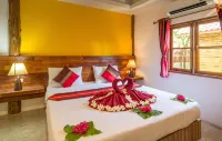 Pinthong Aonang Villa