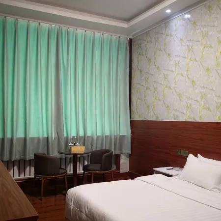 Pu'er Hengyuan Business Hotel
