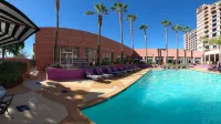 DoubleTree by Hilton San Diego-Mission Valley - Romantic
