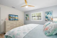 Waterfront Family Fun on the Water Paddle to Main River and Springs in Minutes. - 4 stjerner