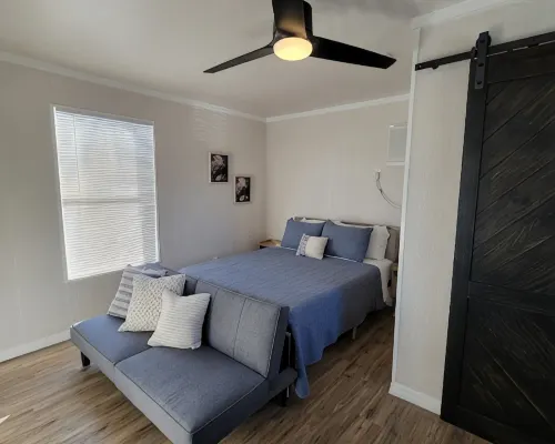 Riverfront Cabin W/Kayaks Hotels in DeSoto County