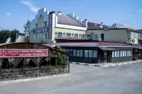 Viktoriya Hotel 酒店