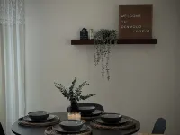 The Den- Forest Cabin Retreat - Hytter