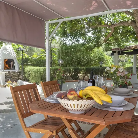 Domo Anghèleda - Detached with large garden, a few minutes from the sea