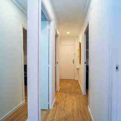 Authentic Alicante: Central Apartment Near the Beach Others