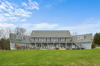 Lakefront 6BR Retreat with Private Dock, Huge Deck & Epic Seneca Views