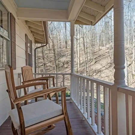 Creekside Cabin: Nestled in Woods, 30M Nashville