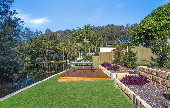 Renovated 3 bed Unit with Views