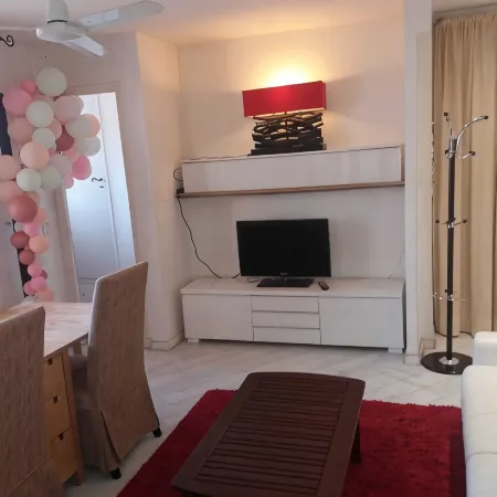 3 rooms 50 m from the sea
