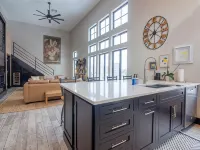 Modern, Spacious Loft in Douglas with Free Parking! Hotels in Douglas