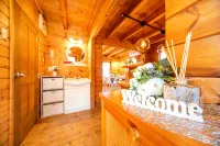 Awaji Seaside Log house in Goshiki