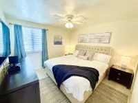 Beautiful beachfront, along with breathtaking sunset views - 2-Star