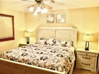 Entire beautiful home: 5BR/3BA with 2 king beds - บังกะโล